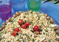 Zeytinli Tunus Salatası tarifi